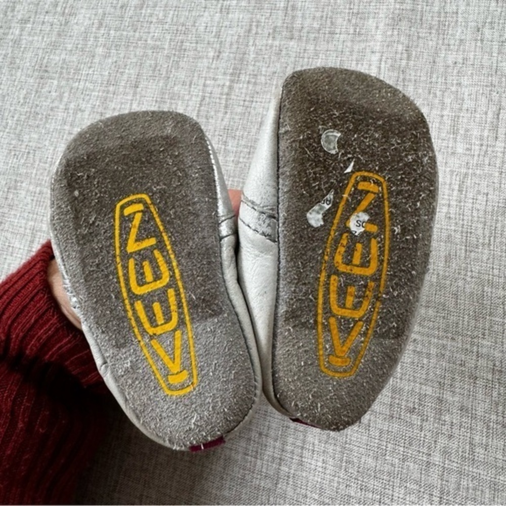 KEEN Silver and pink Leather booties for girls infant baby crawler 12 Months - Picture 3 of 8
